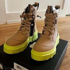SOREL Caribou Boots